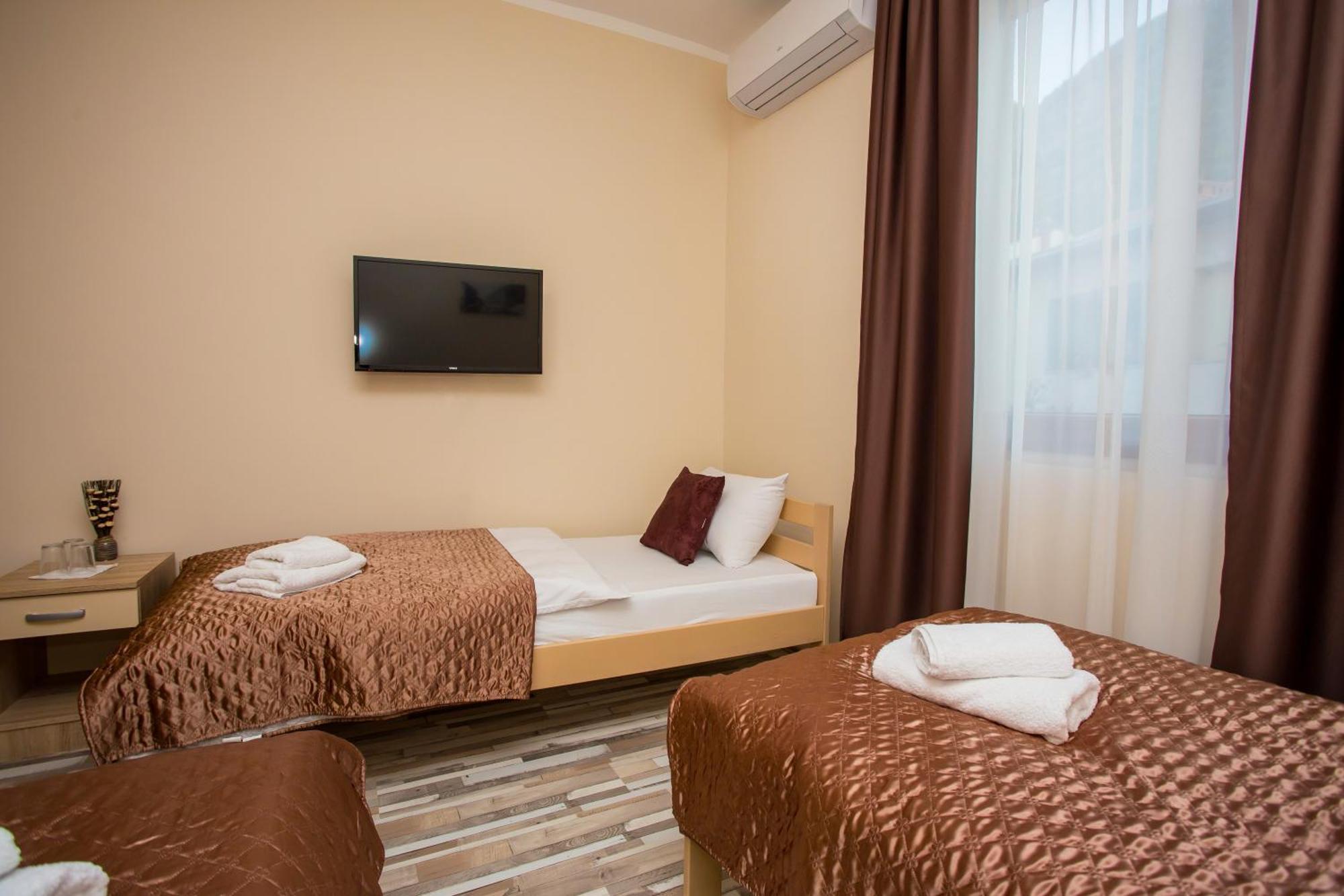 Hotel Hana Мостар Стая снимка