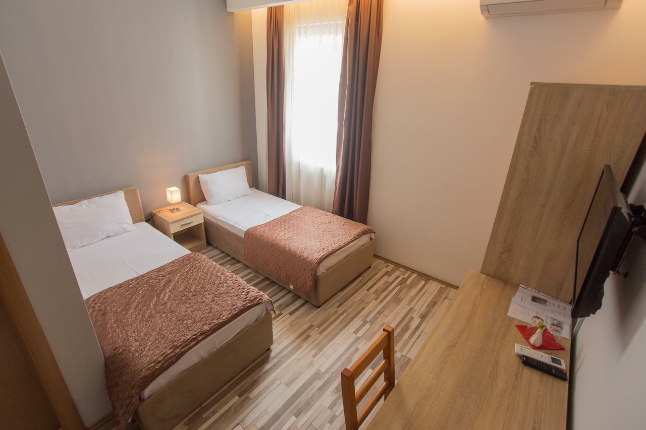 Hotel Hana Мостар Екстериор снимка