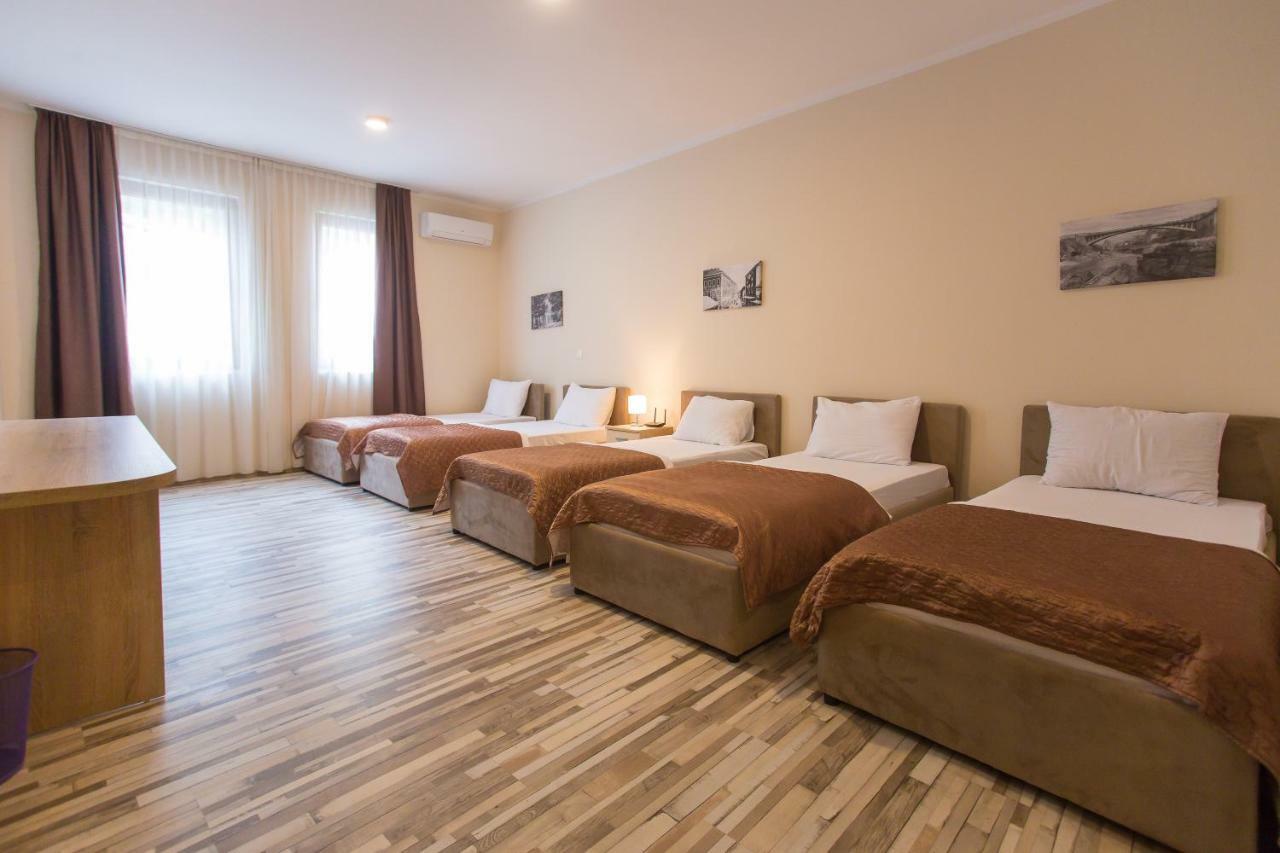 Hotel Hana Мостар Екстериор снимка